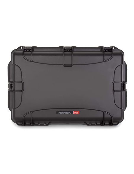 Nanuk 975 with padded divider close front view