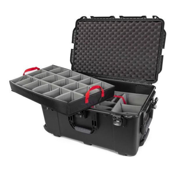 Nanuk 975 with padded divider open