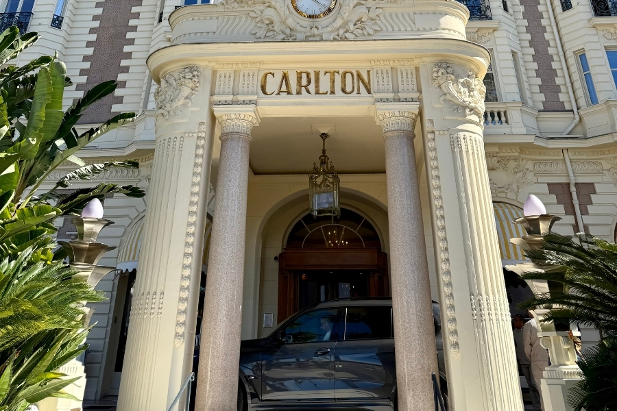 Hotel Carlton